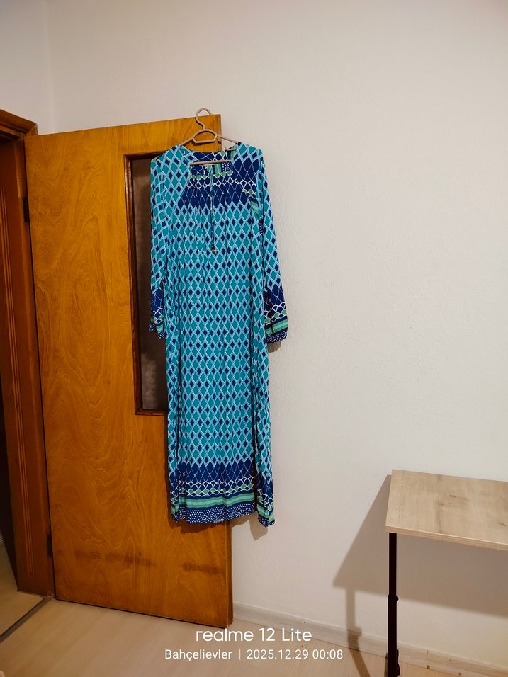 Kadın Mavi Uzun Elbise - Görsel 2