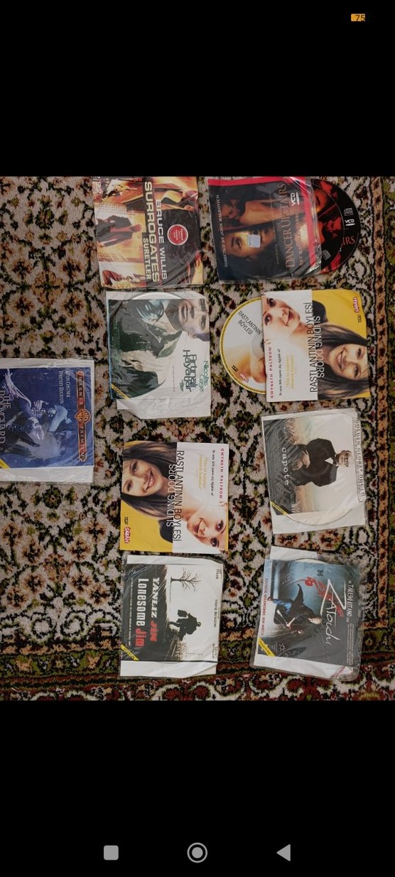 hepsinin tplam fiyatı 70 den fazla film 200 boş CD 4 adet Tarkan - Görsel 4