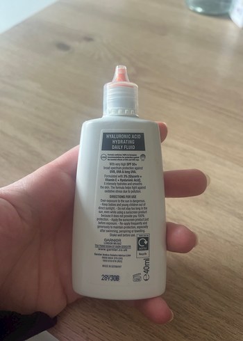 Garnier  SPF 50 Güneş Koruyucu - Görsel 2
