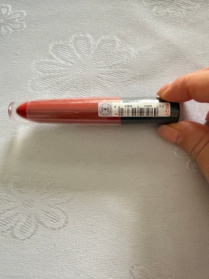 L'Oreal Paris Likit Mat Ruj - 115 - Görsel 3