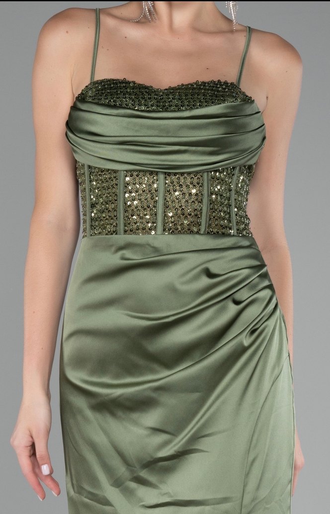 Haki Üstü Pullu Balen Korse Yırtmaçlı Uzun Saten Abiye - Görsel 3