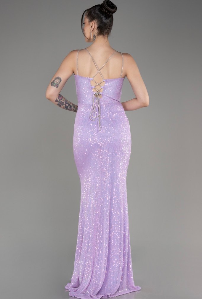 Lila Sırt Ve Bacak Dekolteli Uzun Pul Payet Abiye - Görsel 3