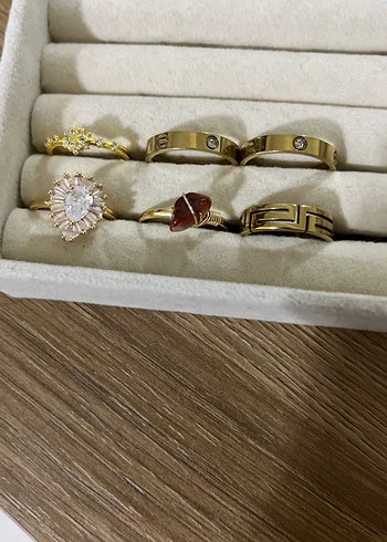 Altın Renkli yüzükler - Görsel 2