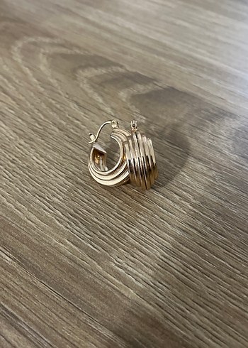 Altın Renkli Midi Halka Küpeler - Görsel 2