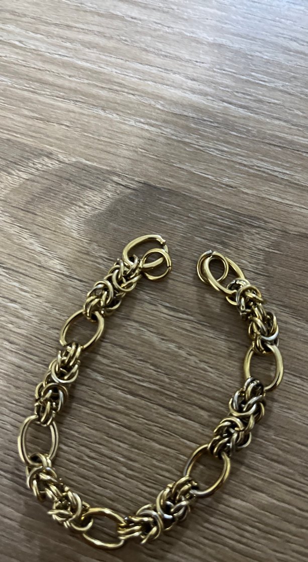 Zincir Detaylı Altın Renk Bileklik - Görsel 2