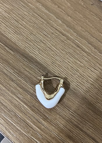 Beyaz Mini Boncuklu Kadın Küpeler - Görsel 2