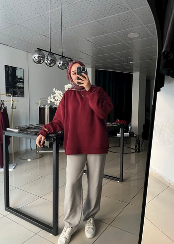 Bordo Yüksek Yakalı Salaş Sweatshirt - Görsel 2
