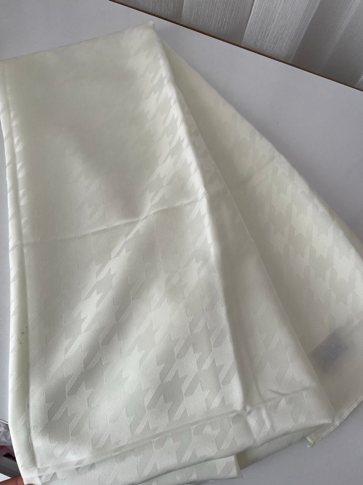 Beyaz jakar Kadın Şal - Görsel 2