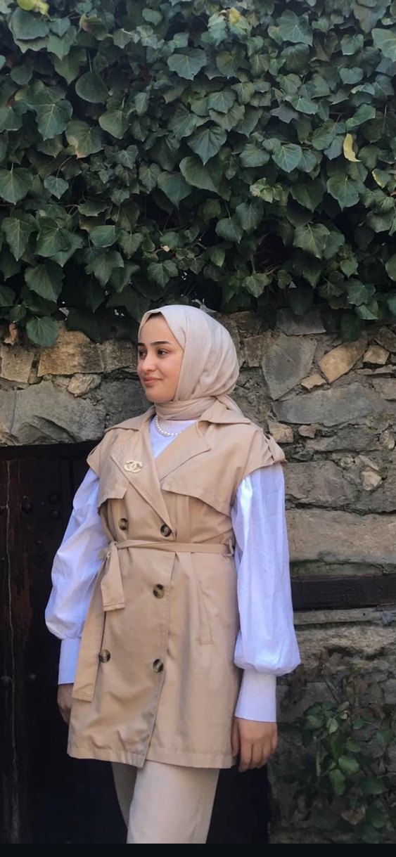 Kadın Camel Renkli Kolsuz Trençkot - Görsel 2