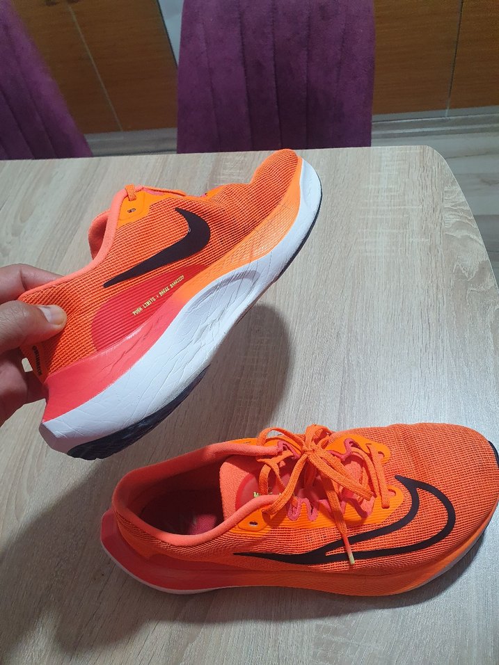 orjinal nike zoom fly 5 - Görsel 3