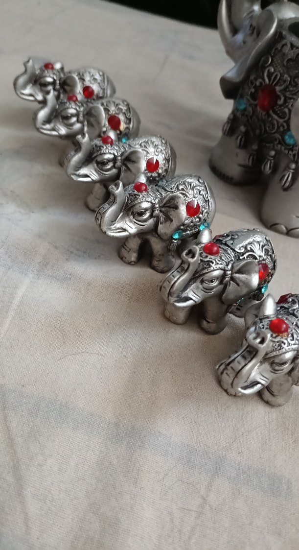 Gri Fil Temalı Figür Seti - Görsel 5