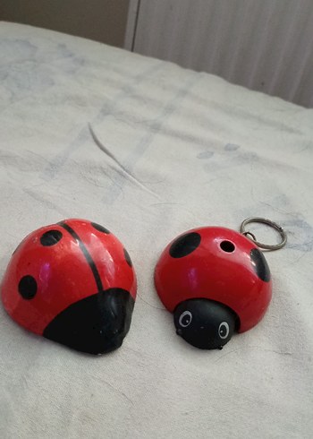 uğur böceği fırça anahtarlık kolye ucu magnet mıknatıs düşmüş - Görsel 4