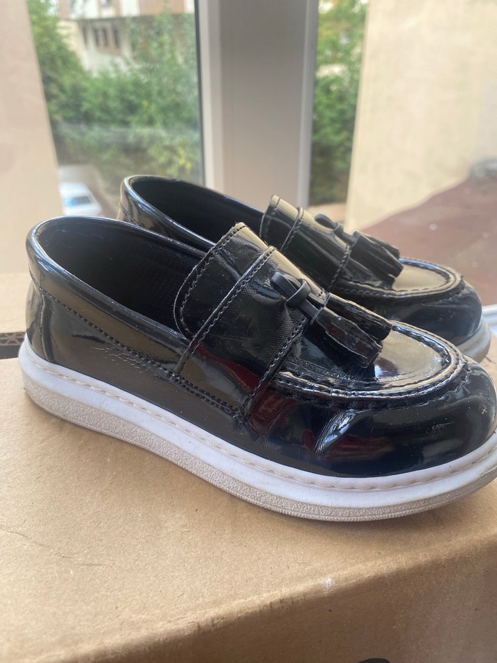 Erkek Çocuk Siyah Püsküllü Özel Ayakkabı - Görsel 4