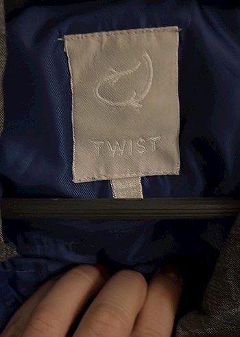 Uzun Lacivert Kadın Düğmeli Yağmurluk - Görsel 3