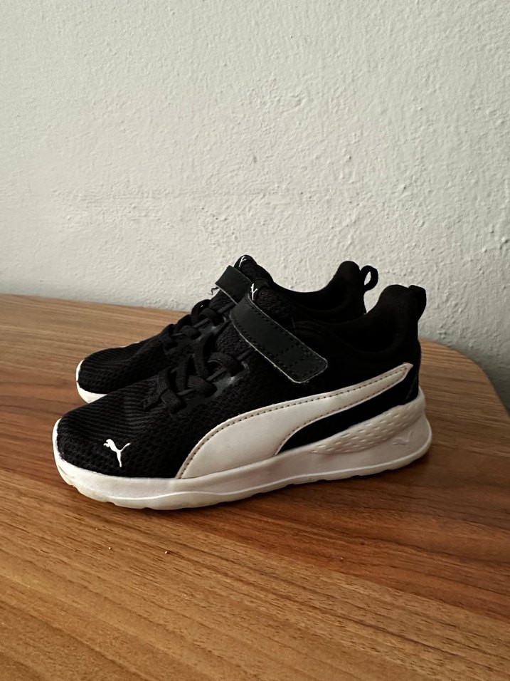 Erkek Çocuk Siyah Cırt Cırtlı Spor Ayakkabı - Görsel 2