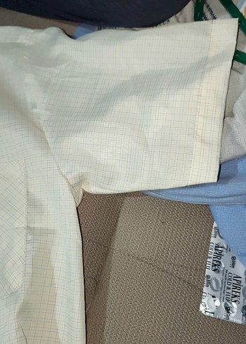 Erkek Kısa Kollu Beyaz Düğmeli Gömlek - Görsel 3