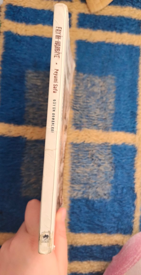 Fatih-Harbiye - Peyami Safa Romanı - Görsel 3