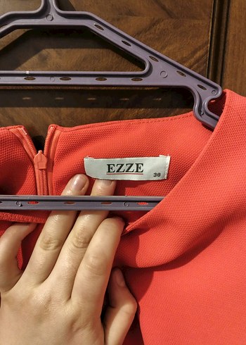 Kırmızı V Yaka Midi Kadın Elbise - Görsel 3