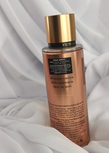 Victoria's Secret Bare Vanilla Kadın Parfümü - Görsel 2