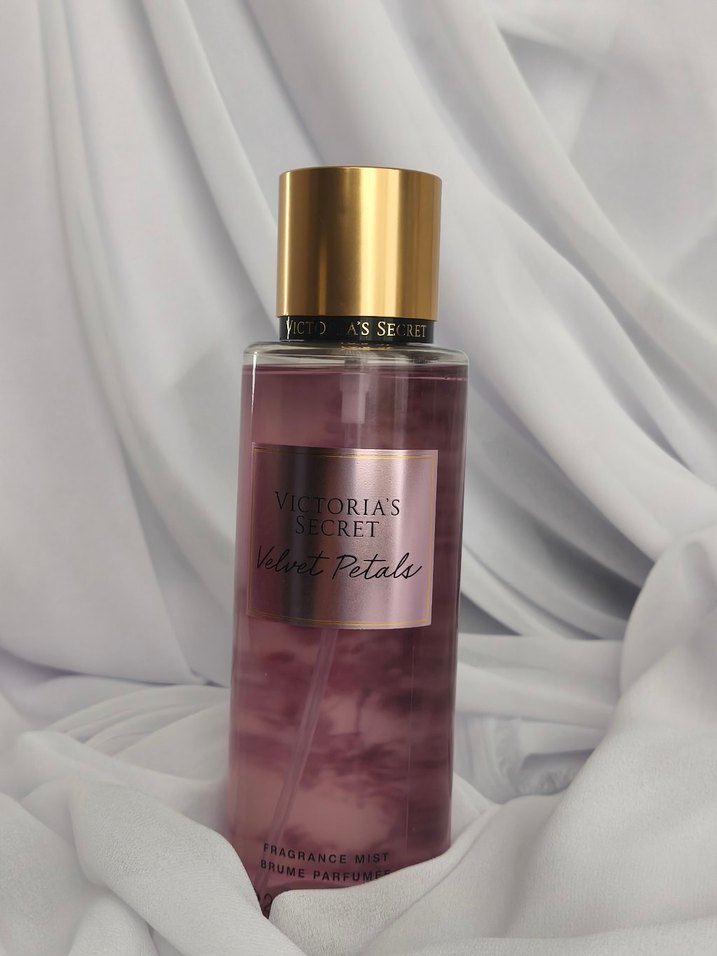 Victoria's Secret Velvet Petals Kadın Parfüm - Görsel 2