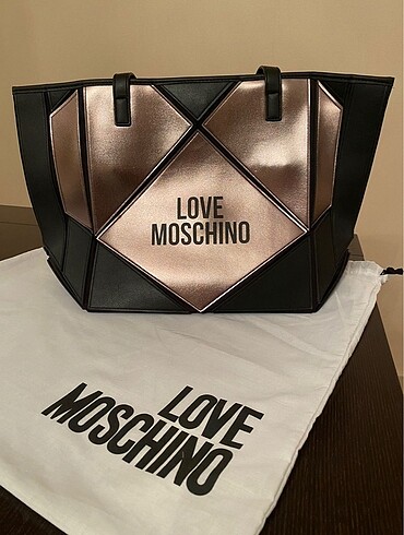 Love Moschino Siyah Kol Çantası