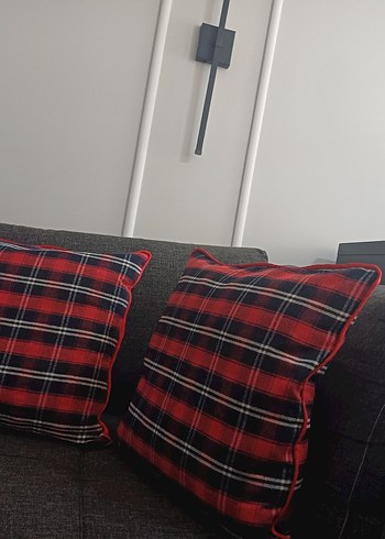 Kırmızı Ekose Desenli Yastık Kılıfı - Görsel 6
