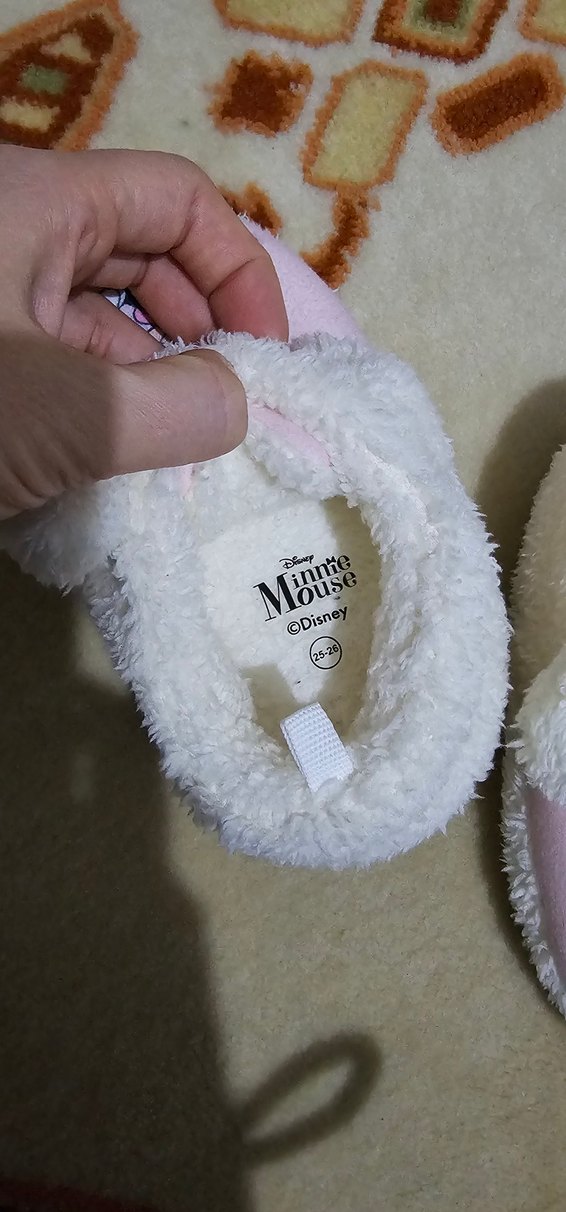 Kız Çocuk Pembe Minnie Mouse Sıcacık Terlik - Görsel 4
