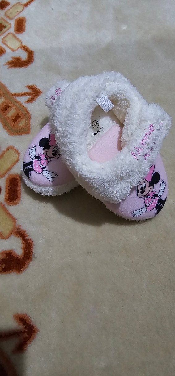 Kız Çocuk Pembe Minnie Mouse Sıcacık Terlik - Görsel 2