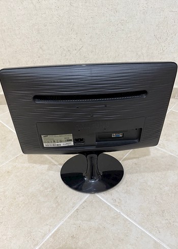 Samsung Siyah Monitör - Görsel 2