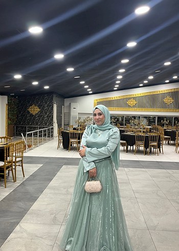 Uzun Mint YeşiliDrapeli Tesettür Abiye - Görsel 3