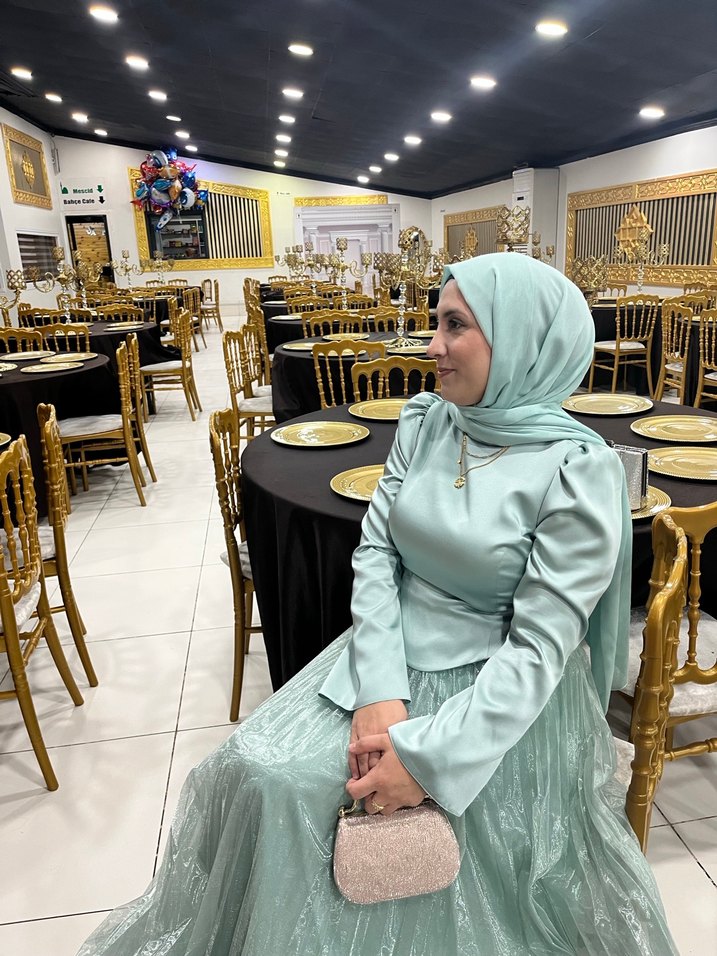 Uzun Mint YeşiliDrapeli Tesettür Abiye - Görsel 2