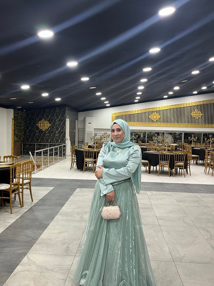 Uzun Mint YeşiliDrapeli Tesettür Abiye - Görsel 3