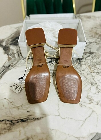 39 Beden Zara sandalet 