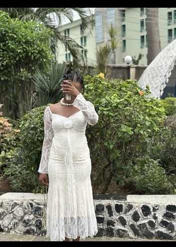 Dantel Detaylı Beyaz Uzun Kadın Elbise - Görsel 5