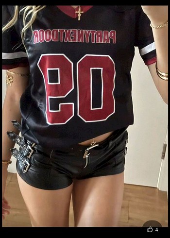 Siyah Deri Kemerli Mini Şort - Görsel 6