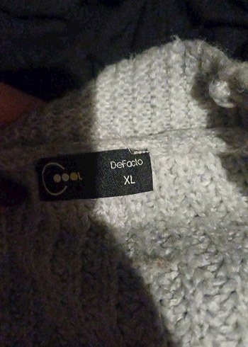 Gri Pembe Çizgili Triko Hırka - Görsel 3