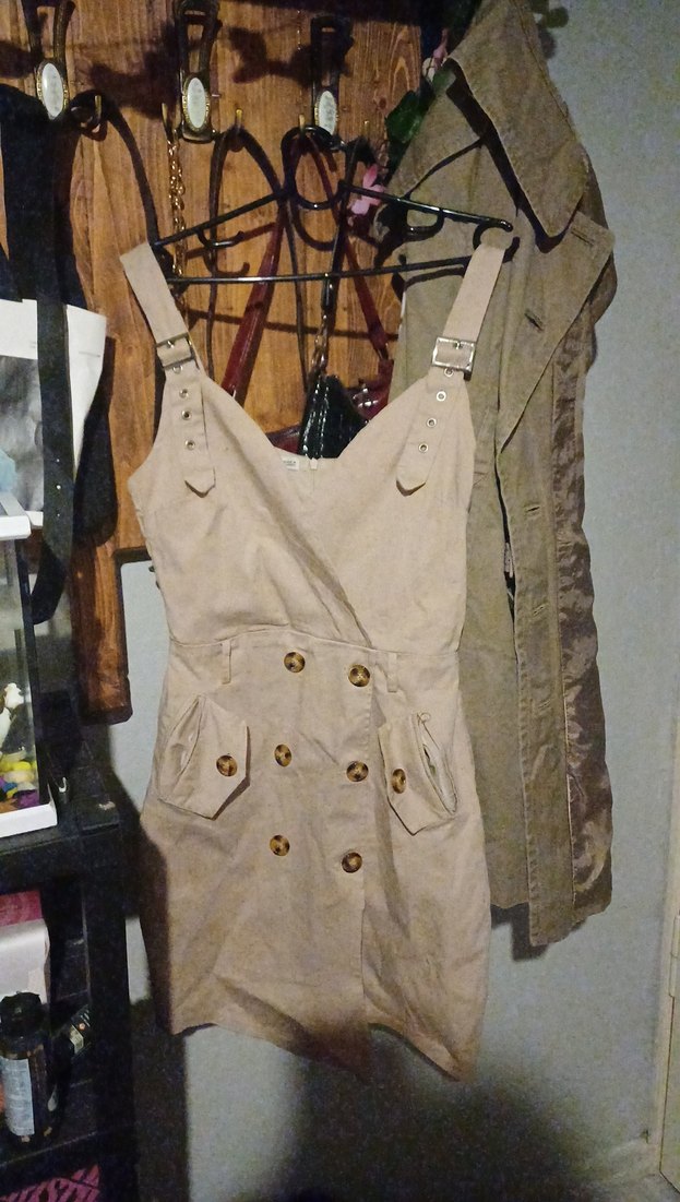 Düğmeli Bej Midi Elbise - Görsel 4