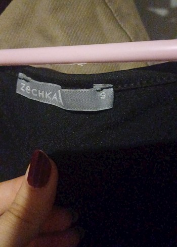 Siyah Drapeli Uzun Kollu Gotik Bluz - Görsel 3