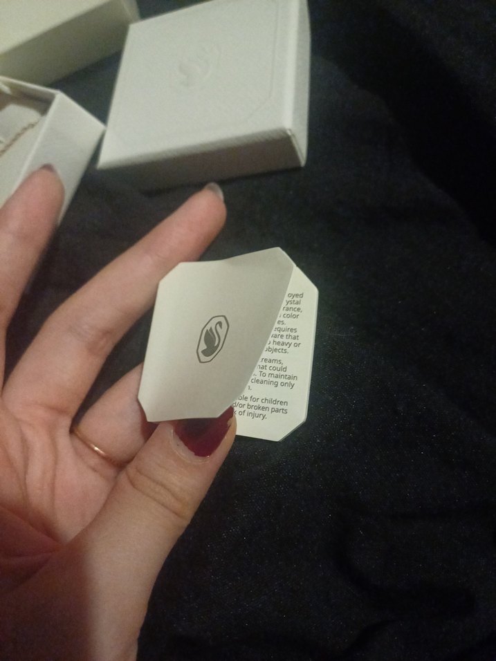 Swarovski Altın Renkli Zincir Detaylı Kolye orijinal - Görsel 4