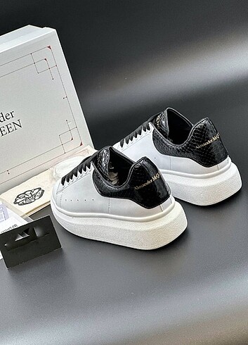 Alexander McQueen Mcqueen beyaz siyah