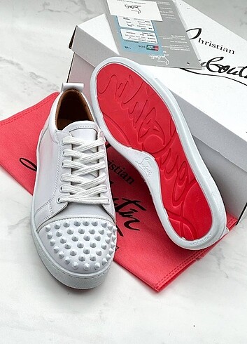 Diğer Christian louboutin deri beyaz