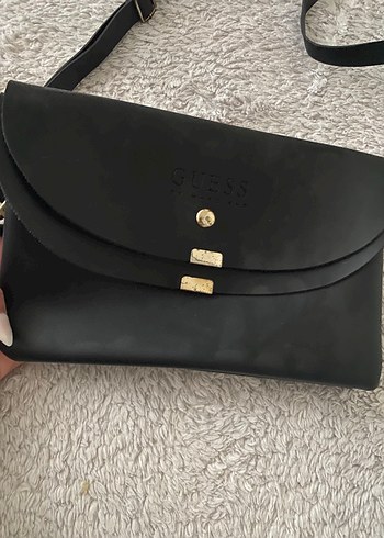 Guess Siyah Minimal Capraz Canta