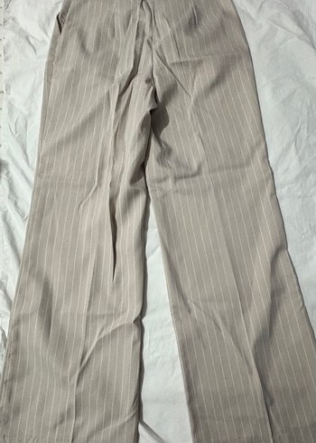 Bej Pliseli Kadın Kumaş Pantolon - Görsel 4