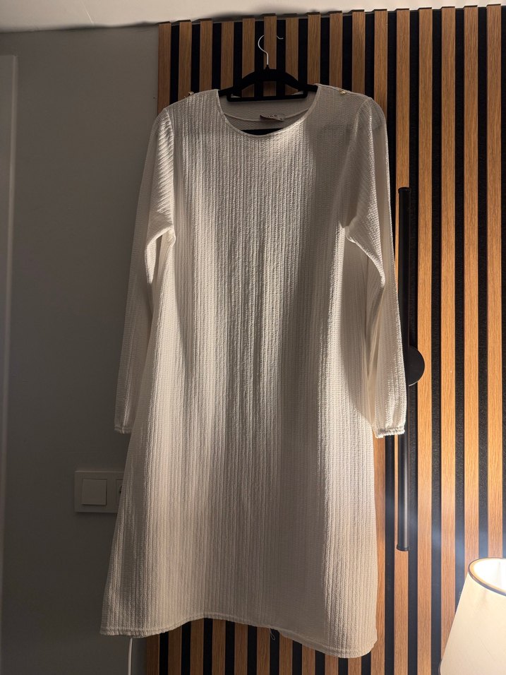 Kadın Beyaz Uzun Kollu Bürümcük Tunik - Görsel 2