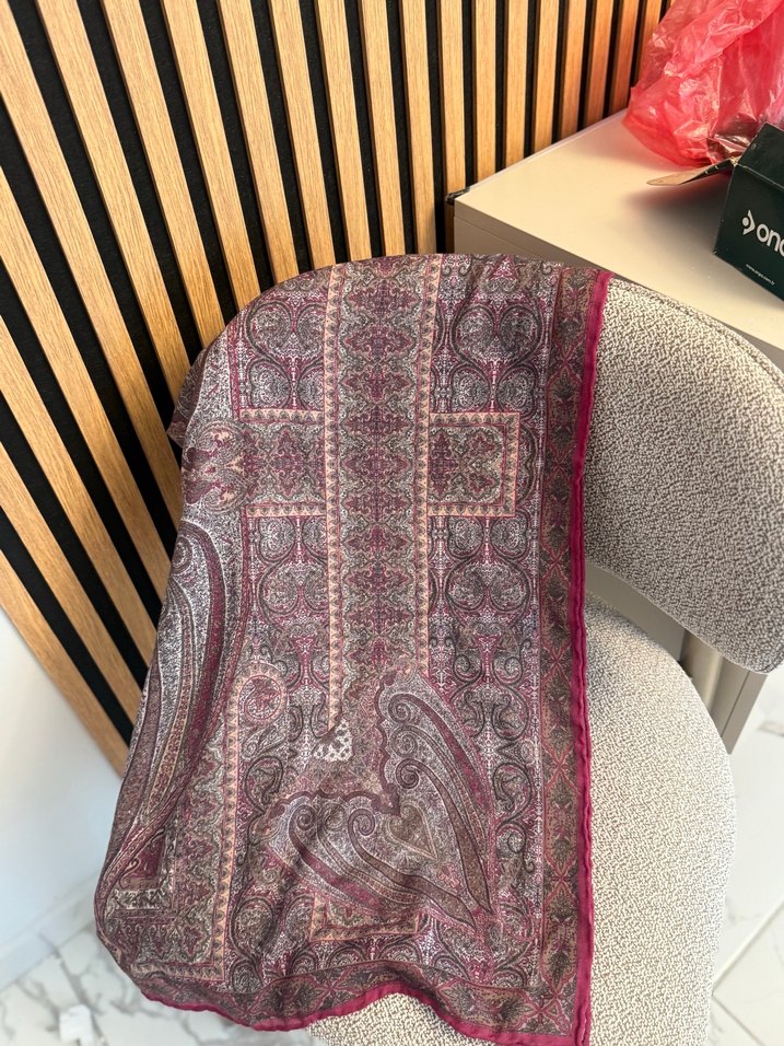 Bohem Tarzı Kahverengi Desenli Kadın Şal - Görsel 2