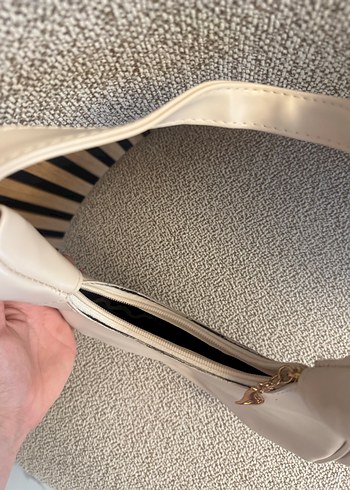 Bej Deri Tokalı Kadın Omuz Çantası hediye geldi - Görsel 5