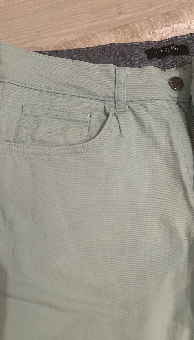 Bej Pamuklu Rahat Kesim Erkek Şort - Görsel 2