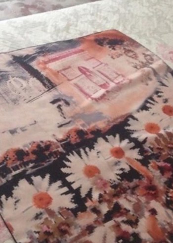 Pierre cardin Çiçek ve Paris Desenli Kadın eşarp - Görsel 5