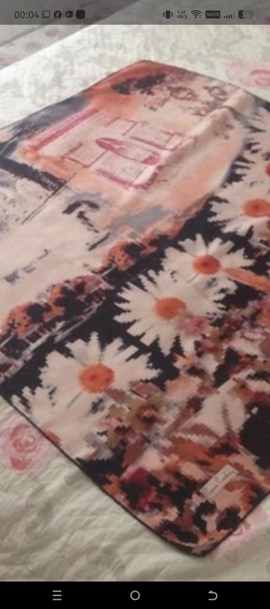 Pierre cardin Çiçek ve Paris Desenli Kadın eşarp - Görsel 4