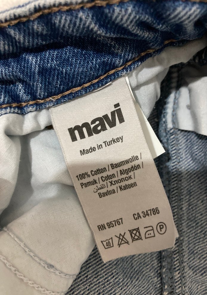 Düğmeli Mavi Kadın Midi Boy Denim Pantolon - Görsel 2